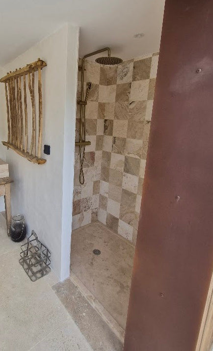 Bac de douche en travertin largeur 90 cm